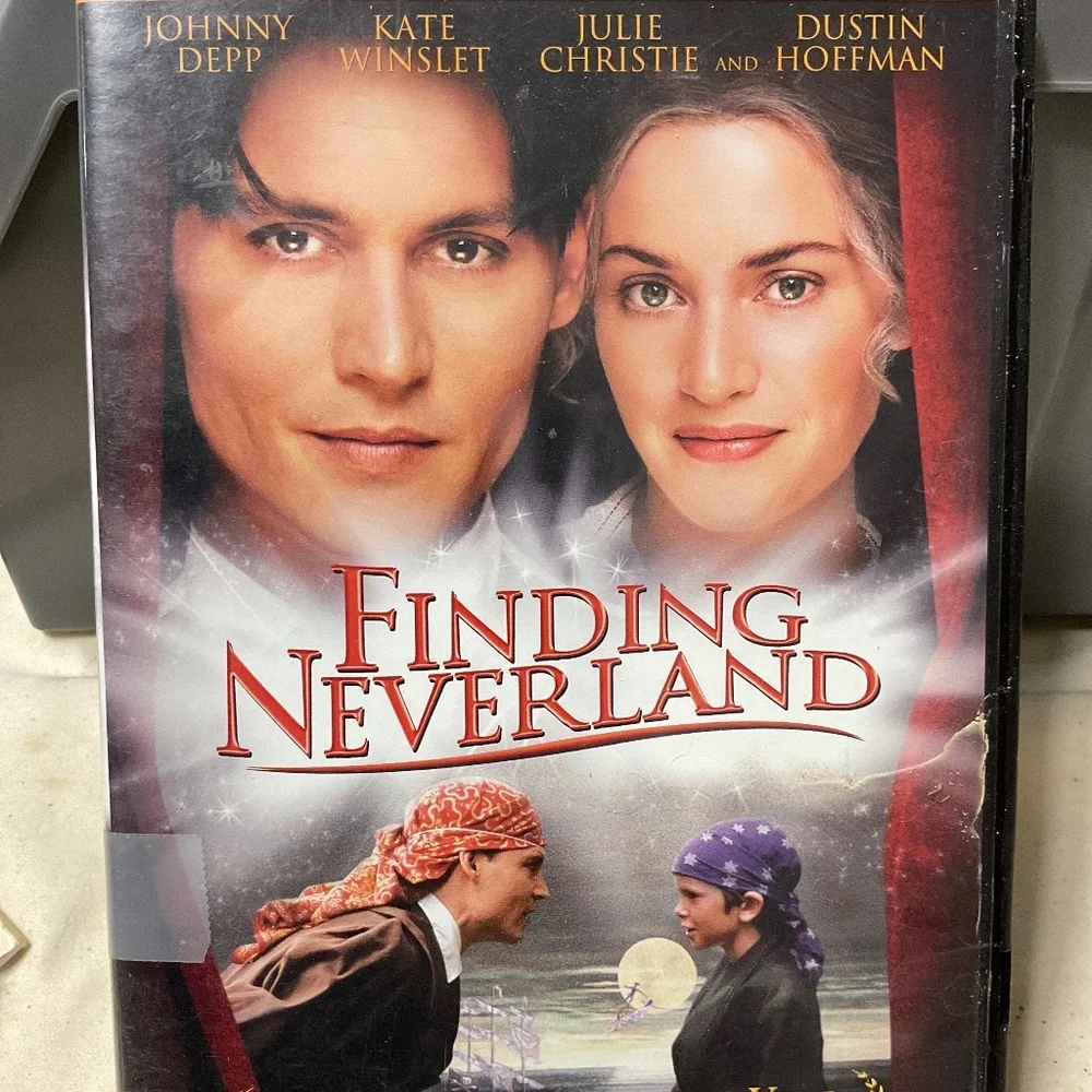 DVD - Finding Neverland.  V138